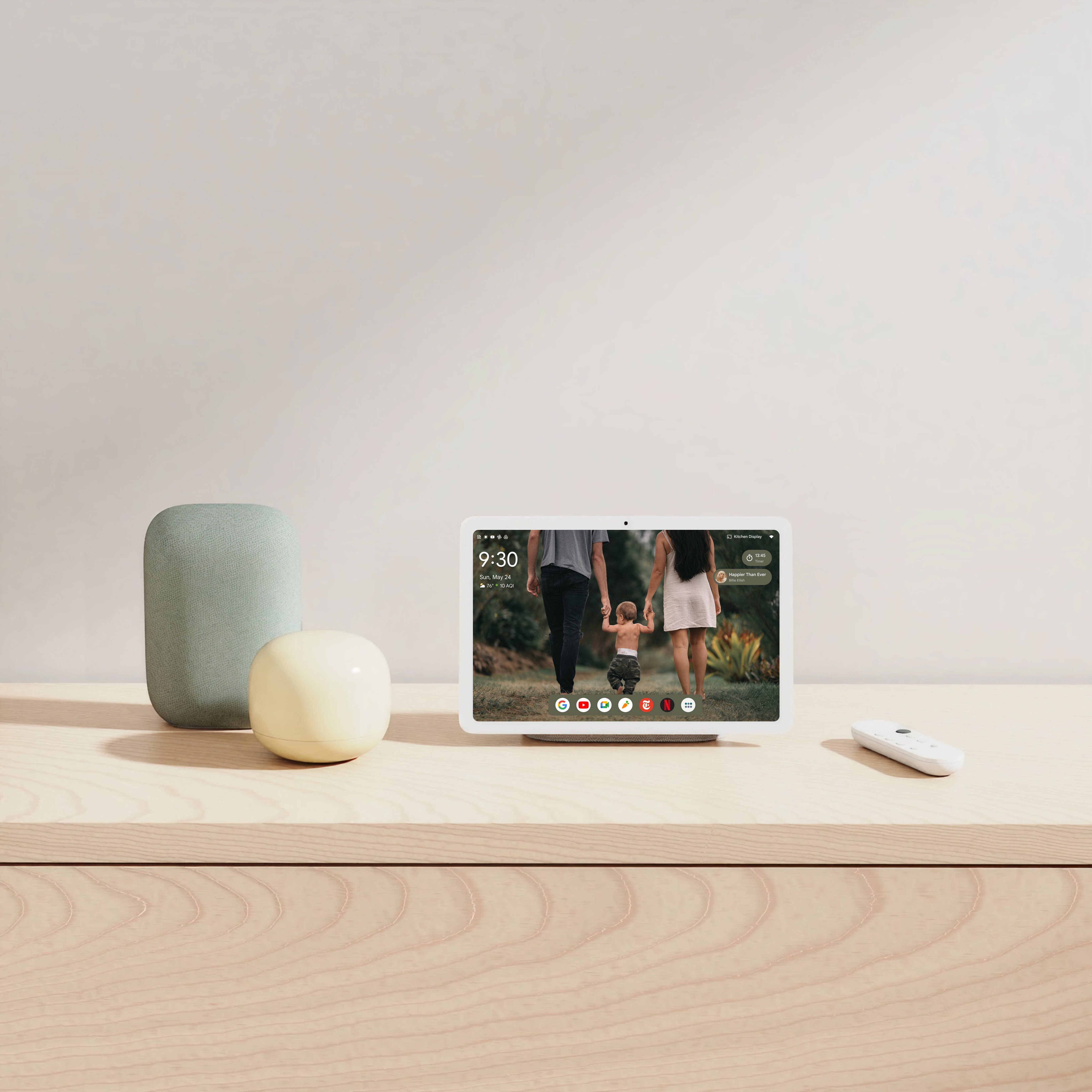Converged Android device — a dockable tablet running smart-display mode
